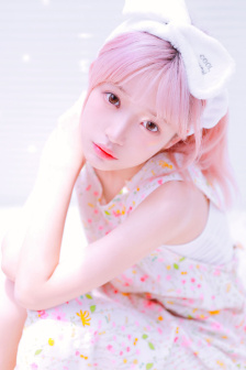 撕美女衣服bd